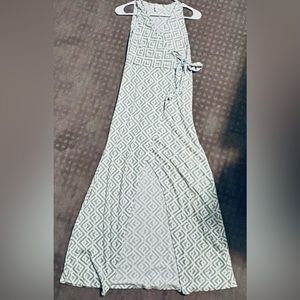 Jessica Simpson, full length dress